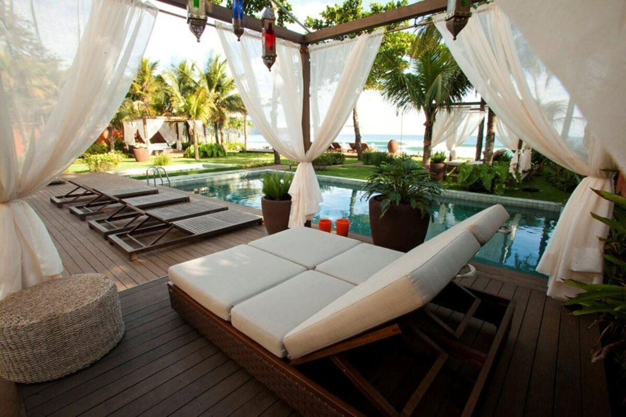 Nau Royal Hotel