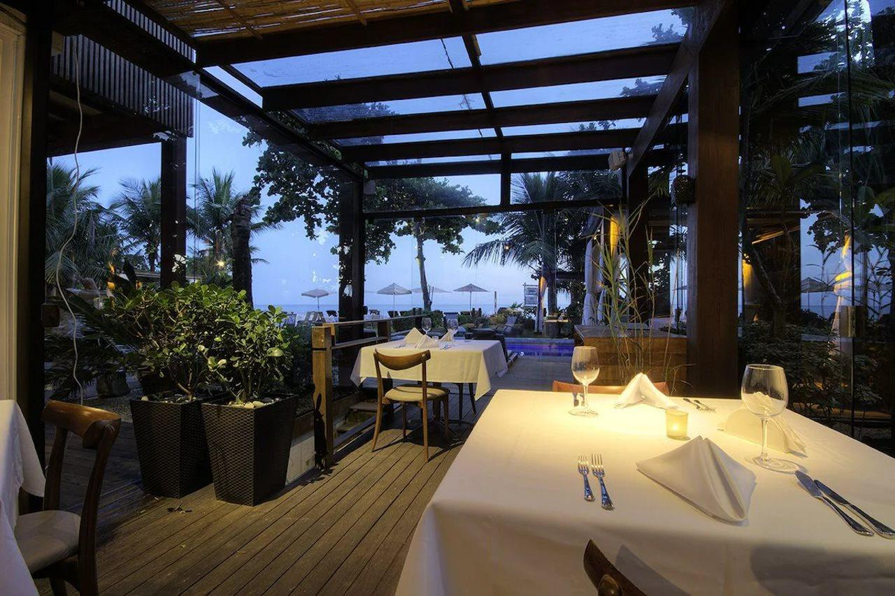 Nau Royal Hotel 4*