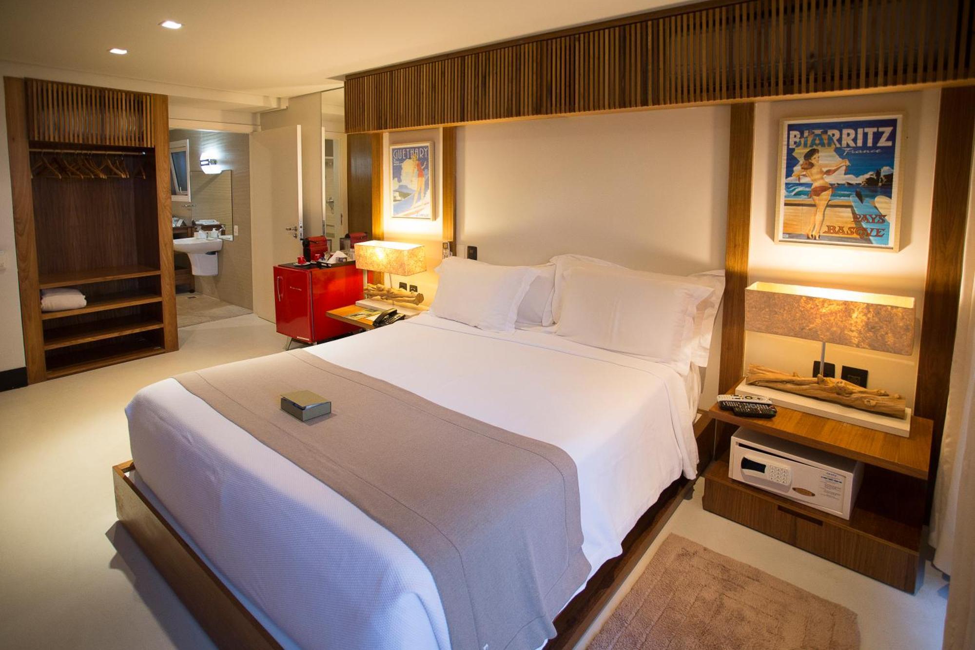 Nau Royal Hotel 4*
