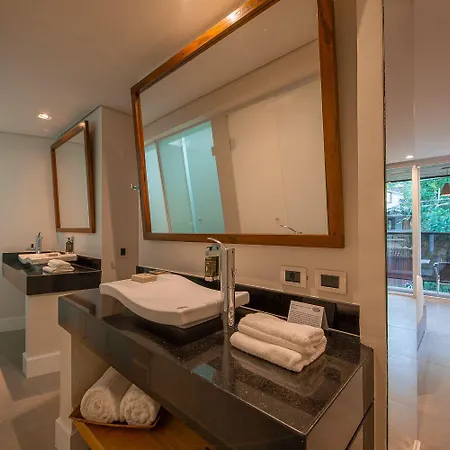 Hotel Spa Nau Royal Camburi  Exterior photo